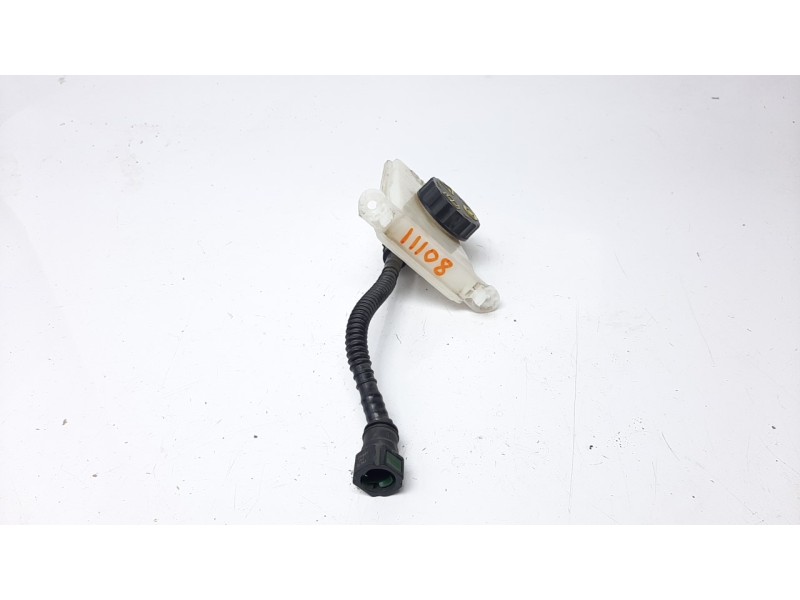 Recambio de deposito servo para peugeot 308 1.2 12v e-thp referencia OEM IAM 9807651580  