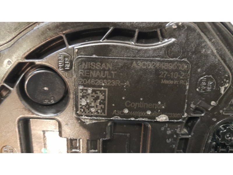 Recambio de deposito adblue para renault express advance referencia OEM IAM 172A21120R  