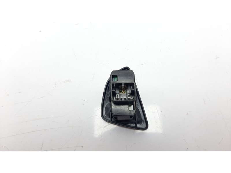 Recambio de mando elevalunas delantero izquierdo para ford ka (ccu) 1.2 8v cat referencia OEM IAM 1571422 IAF540027FV 