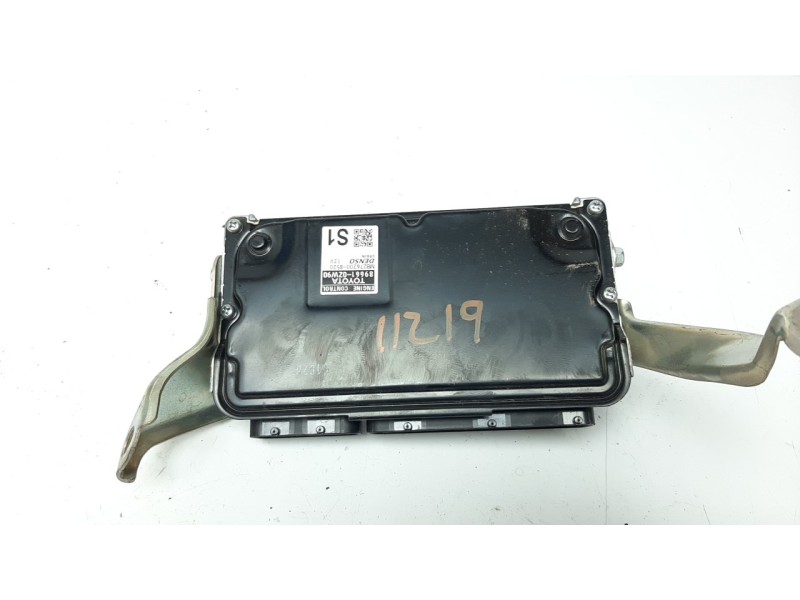 Recambio de centralita motor uce para toyota corolla (e21) referencia OEM IAM 896610ZW90  