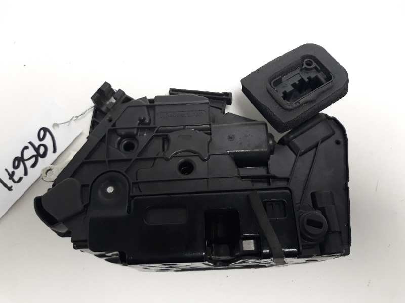 Recambio de cerradura puerta trasera derecha para volkswagen golf vii lim. edition bluemotion referencia OEM IAM 5K4839016Q  