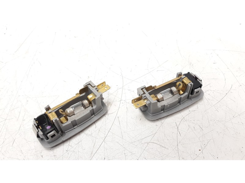 Recambio de luz interior para kia rio 1.2 cat referencia OEM IAM 928923SXXX  