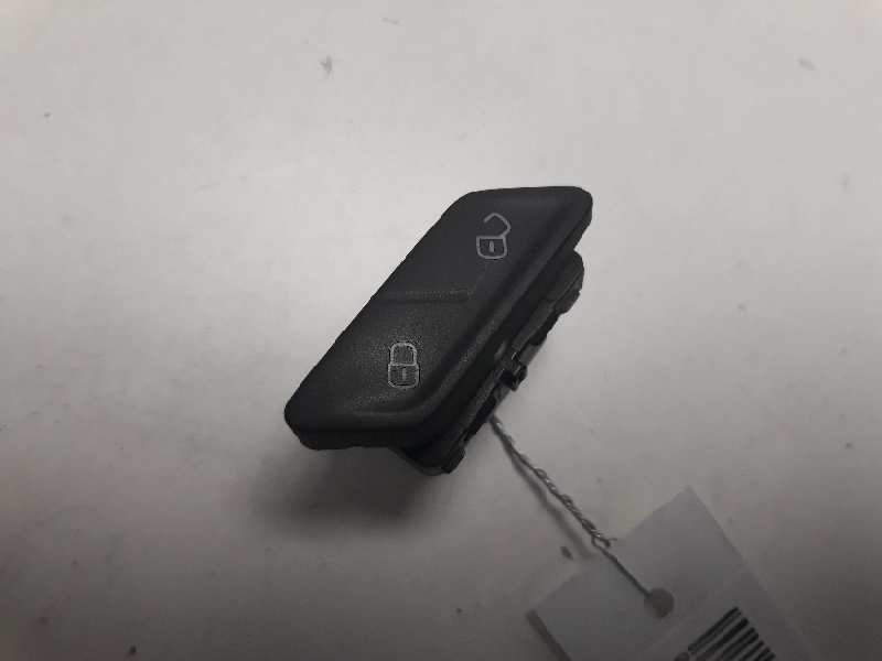 Recambio de interruptor para volkswagen golf vii lim. edition bluemotion referencia OEM IAM 5G0962125A  