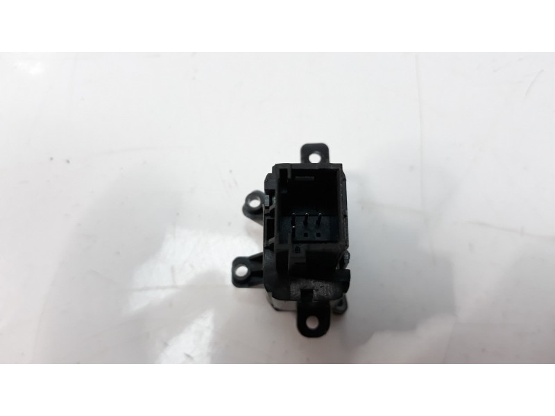 Recambio de interruptor para jeep compass ii 2.0 m-jet cat referencia OEM IAM 735584599  