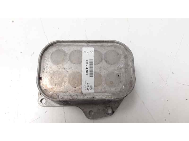 Recambio de enfriador aceite motor para volkswagen golf vii lim. edition bluemotion referencia OEM IAM 03N117021  