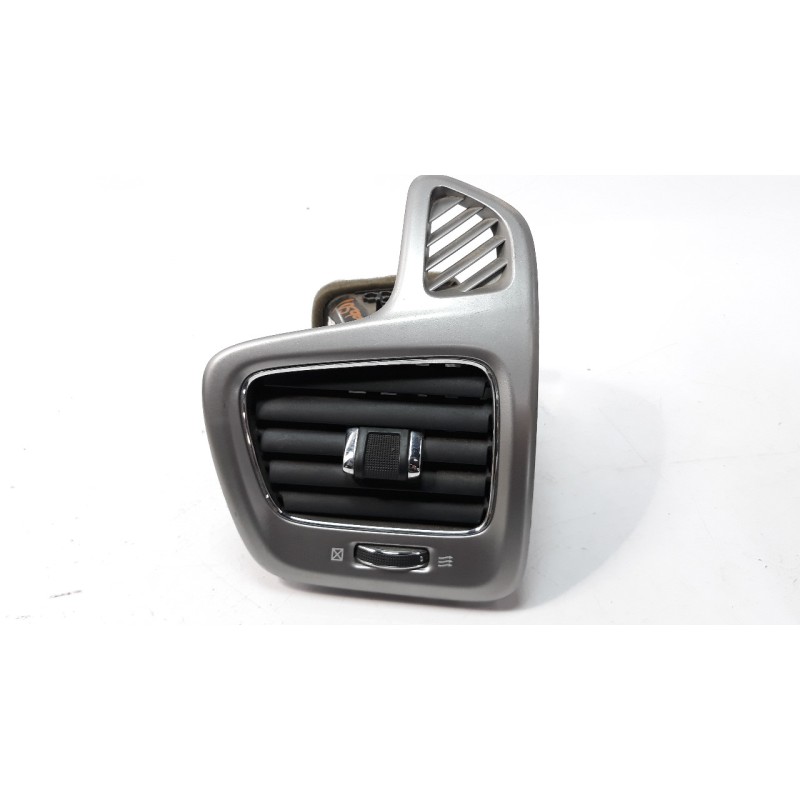 Recambio de rejilla aireadora para jeep compass ii 2.0 m-jet cat referencia OEM IAM 5UT65NCCAD  