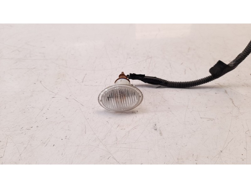 Recambio de piloto lateral izquierdo para ford ka (ccu) 1.2 8v cat referencia OEM IAM   