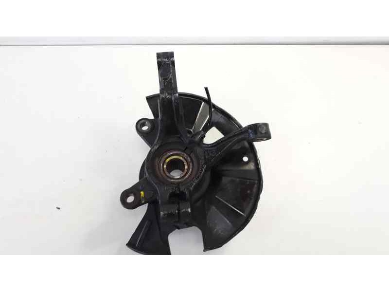 Recambio de mangueta delantera derecha para mazda 2 lim. (de) 1.4 diesel cat referencia OEM IAM D65133021A  