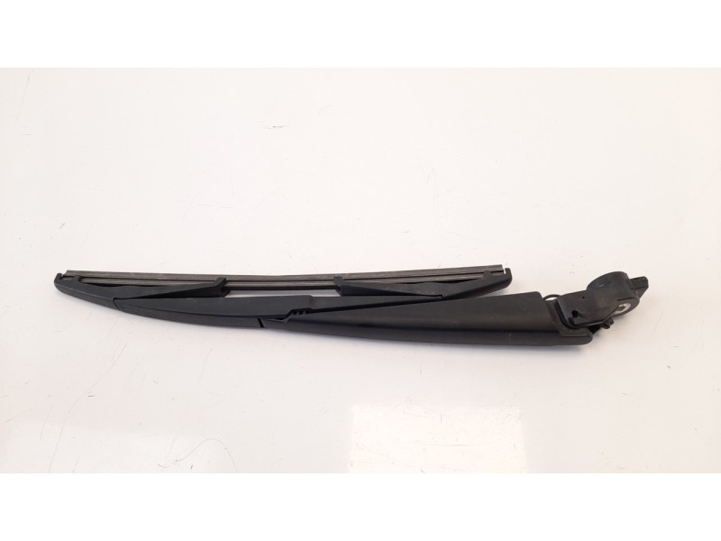 Recambio de brazo limpia trasero para toyota aygo 1.0 cat referencia OEM IAM 852410H030  