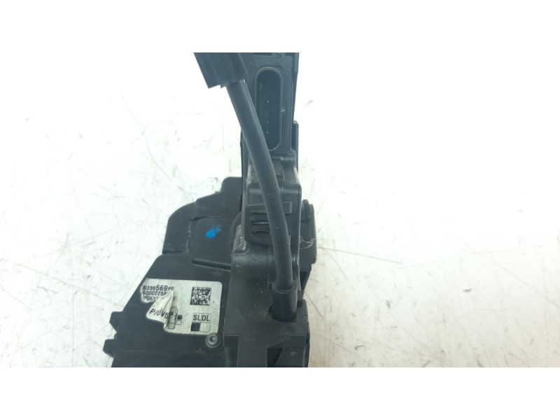 Recambio de cerradura puerta delantera derecha para peugeot 308 1.2 12v e-thp referencia OEM IAM 9835556980  