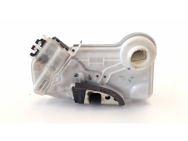 Recambio de cerradura puerta delantera derecha para toyota aygo 1.0 cat referencia OEM IAM 6903002521  