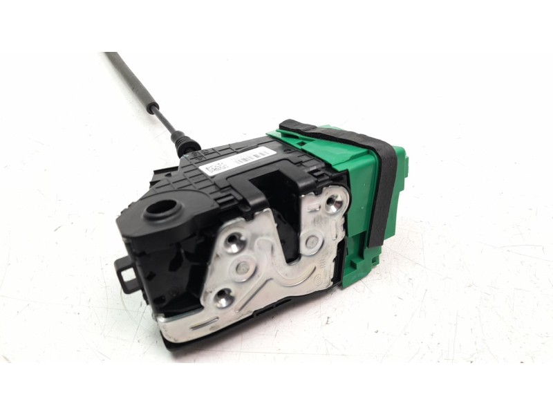 Recambio de cerradura puerta delantera derecha para hyundai i30 (pd) 1.4 cat referencia OEM IAM 81320G3020  