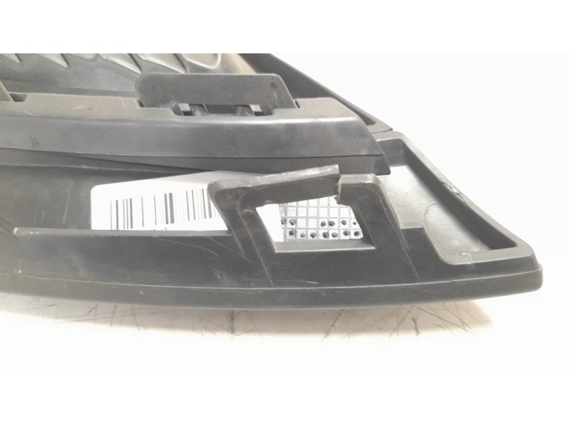 Recambio de rejilla paragolpes izquierda para jeep compass ii longitude 4x2 referencia OEM IAM 5UP97RXFAB  