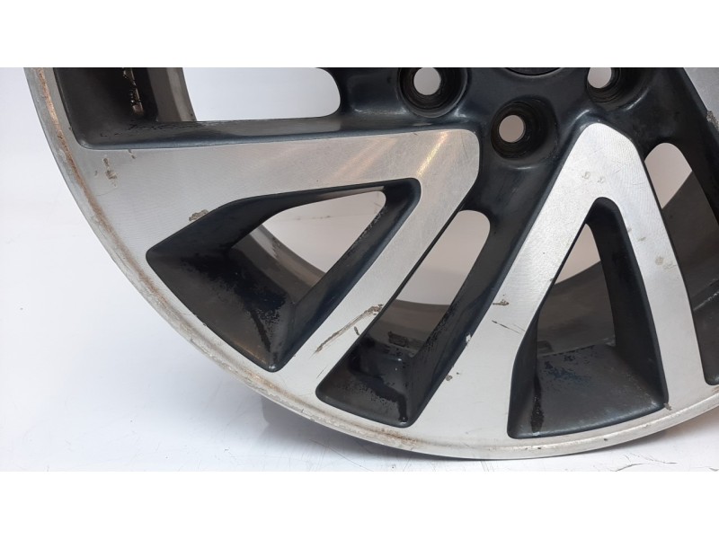Recambio de llanta para nissan navara pick-up (d40m) 2.5 dci diesel cat referencia OEM IAM 403004KJ6B 18 PULGADAS 