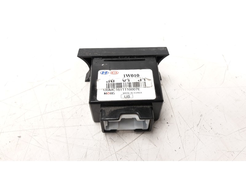 Recambio de modulo electronico para kia rio 1.2 cat referencia OEM IAM 961201W010  