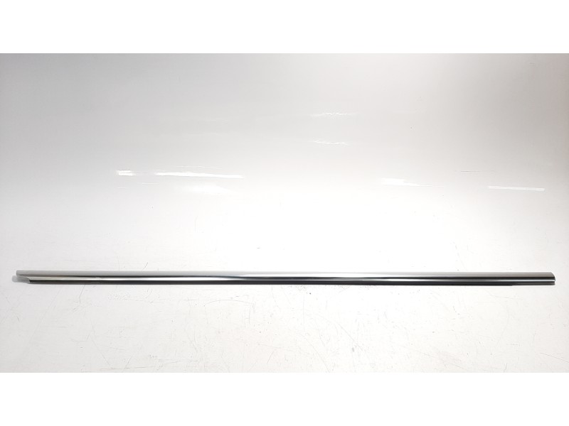 Recambio de moldura para volkswagen passat lim. (362) 2.0 tdi referencia OEM IAM 3AA837476A  