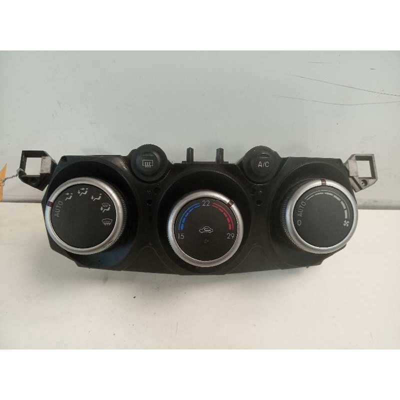 Recambio de mando climatizador para mazda 2 lim. (de) 1.4 diesel cat referencia OEM IAM DL5461190A 40117 0B24A