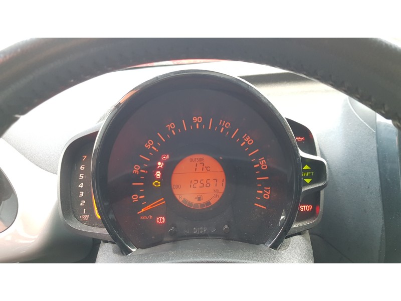 Recambio de cuadro instrumentos para toyota aygo 1.0 cat referencia OEM IAM 838000H340  