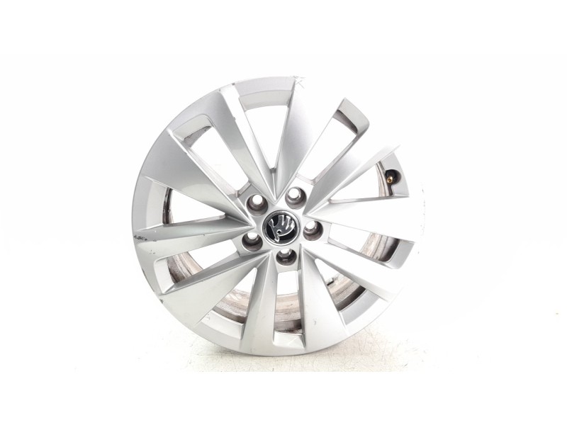 Recambio de llanta para skoda scala (nw) 1.0 tsi referencia OEM IAM 657601025AJ  