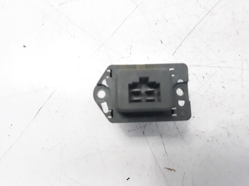 Recambio de resistencia calefaccion para kia stonic (ybcuv) 1.0 tgdi cat referencia OEM IAM 971792J000  
