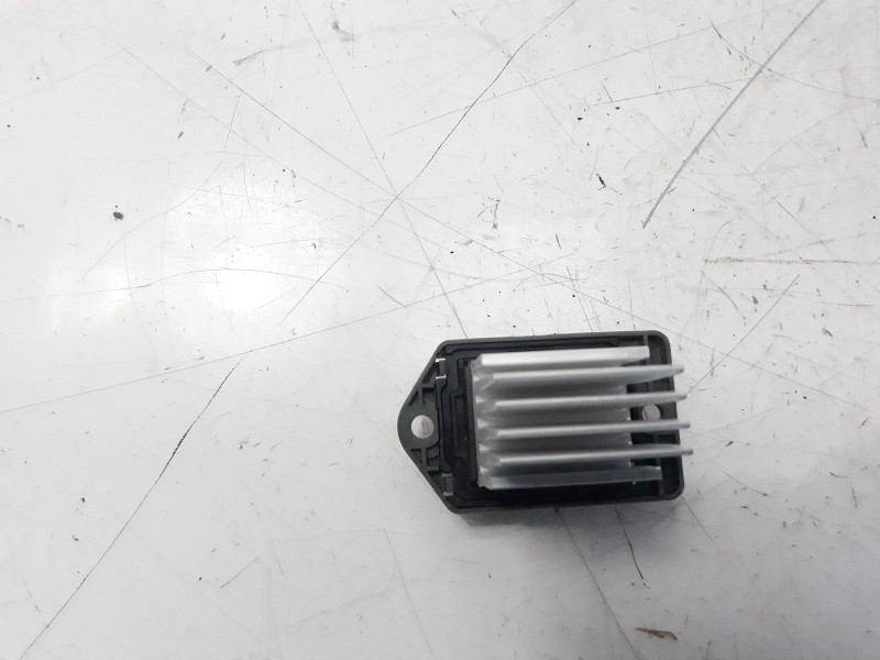 Recambio de resistencia calefaccion para kia stonic (ybcuv) 1.0 tgdi cat referencia OEM IAM 971792J000  