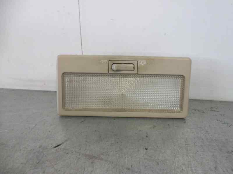 Recambio de luz interior para toyota yaris (ncp1/nlp1/scp1) 1.0 linea luna referencia OEM IAM   