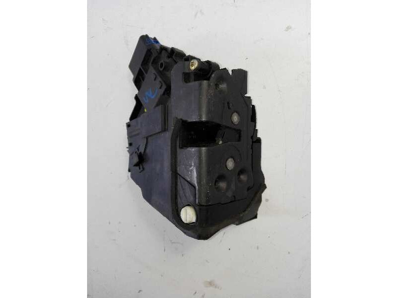 Recambio de cerradura puerta trasera izquierda para mazda 3 berlina (bk) referencia OEM IAM 3N6AA26413B  