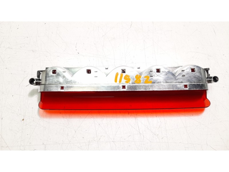 Recambio de luz central de freno para fiat 500 referencia OEM IAM 735542373  