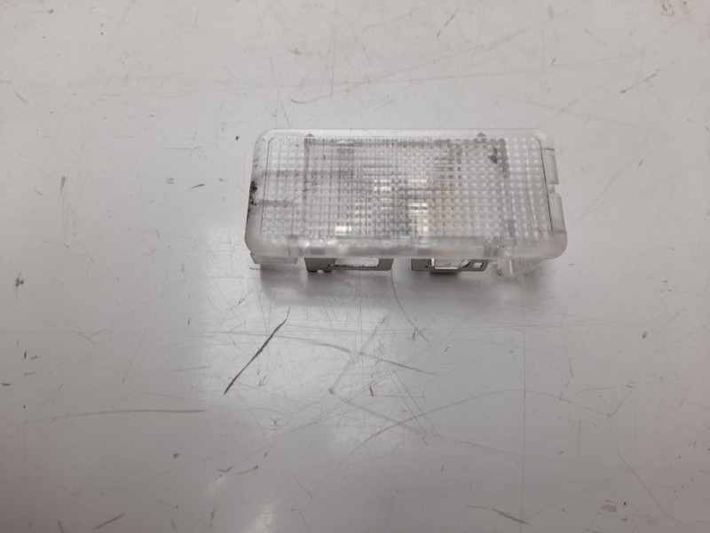 Recambio de luz interior para renault clio iv technofeel referencia OEM IAM 264859172R  