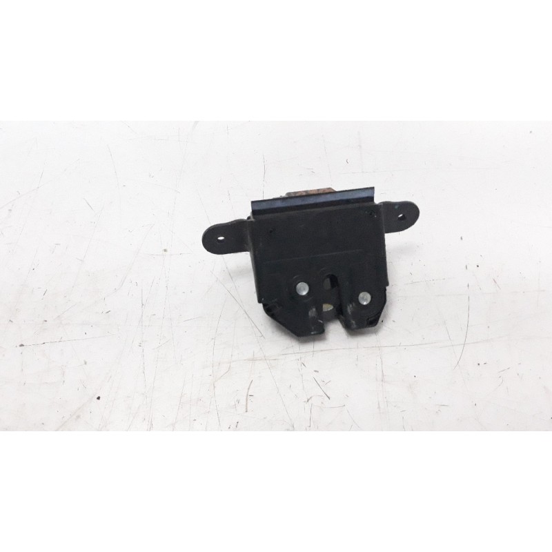 Recambio de cerradura maletero / porton para fiat tipo ii (357) berlina 1.3 16v m-jet cat referencia OEM IAM 52096564  