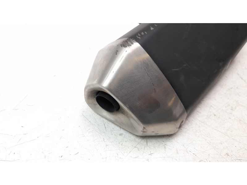 Recambio de silenciador trasero para honda nc 750 referencia OEM IAM 18310MKWD01  