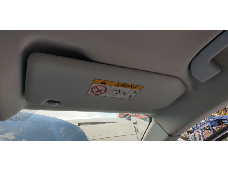 Recambio de parasol derecho para peugeot 3008 allure referencia OEM IAM 98284441ZD  