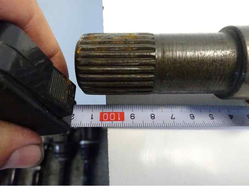 Recambio de transmision delantera derecha para nissan almera tino (v10m) acenta referencia OEM IAM 39100BU100  