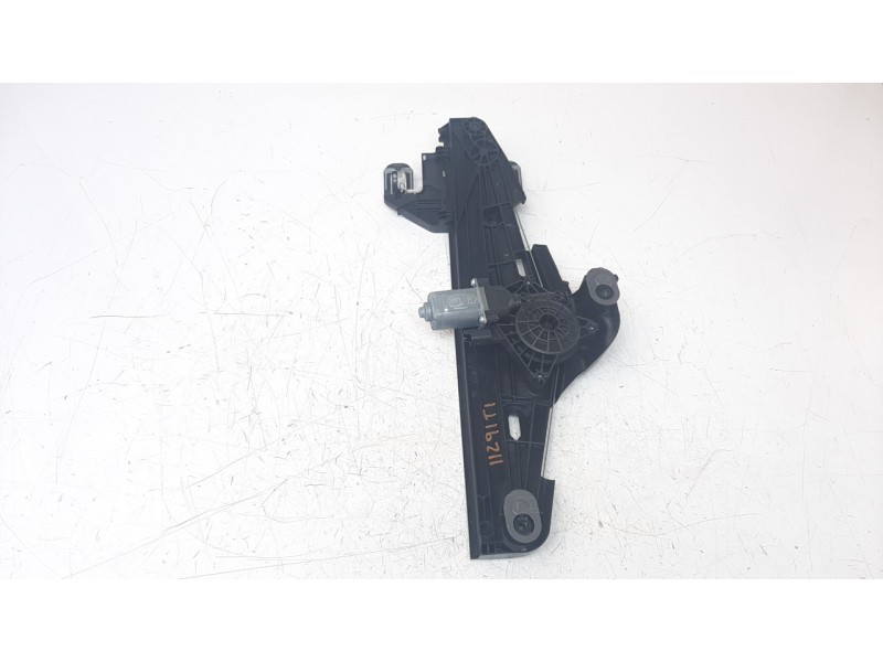 Recambio de elevalunas trasero izquierdo para peugeot 308 1.2 12v e-thp referencia OEM IAM 9830816080  
