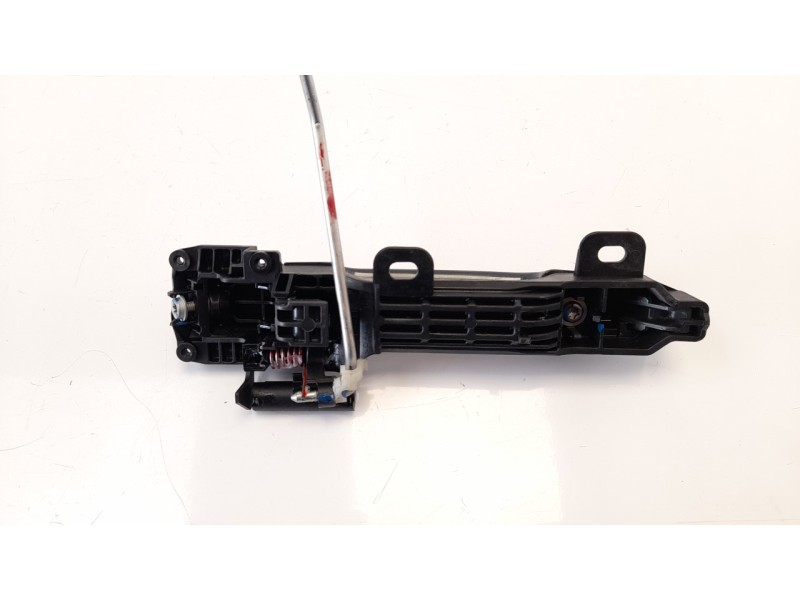 Recambio de maneta exterior delantera derecha para toyota aygo 1.0 cat referencia OEM IAM 692100H030B0  