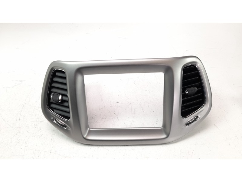Recambio de rejilla aireadora para jeep compass ii 2.0 m-jet cat referencia OEM IAM 5UT63TRMAA 5ZL48TRMAB 5ZL49TRMAB