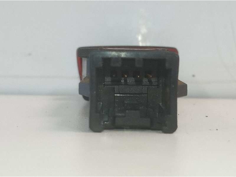 Recambio de warning para mazda 2 lim. (de) 1.4 diesel cat referencia OEM IAM D651664H0 03004300 