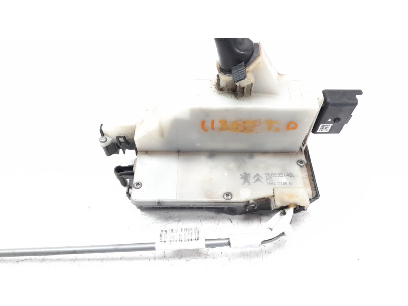Recambio de cerradura puerta delantera derecha para citroen c4 lim. live edition referencia OEM IAM 9685351480  