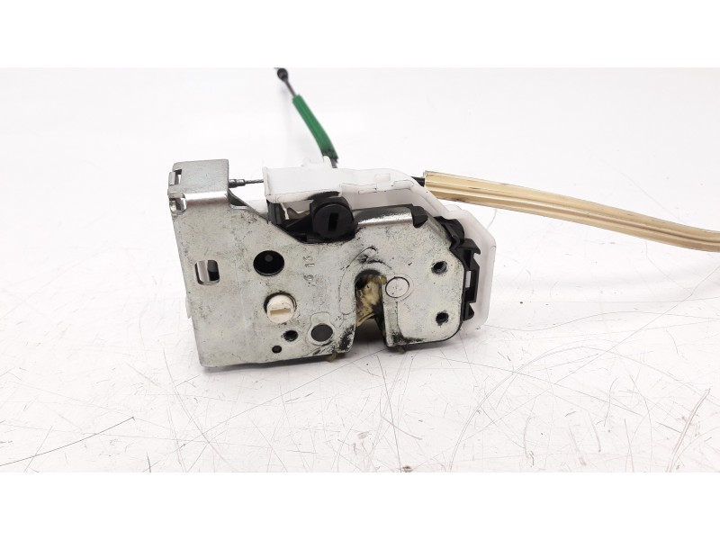Recambio de cerradura puerta trasera izquierda para fiat tipo ii (357) berlina 1.3 16v m-jet cat referencia OEM IAM 519834810  