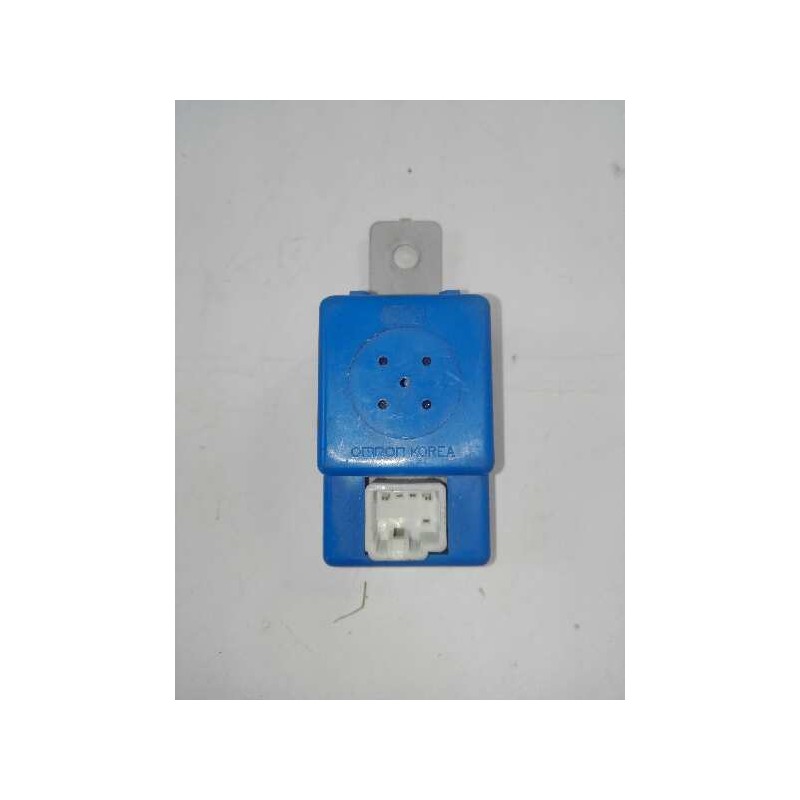 Recambio de caja reles / fusibles para kia sportage referencia OEM IAM 957103K100  