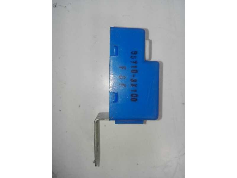 Recambio de caja reles / fusibles para kia sportage referencia OEM IAM 957103K100  
