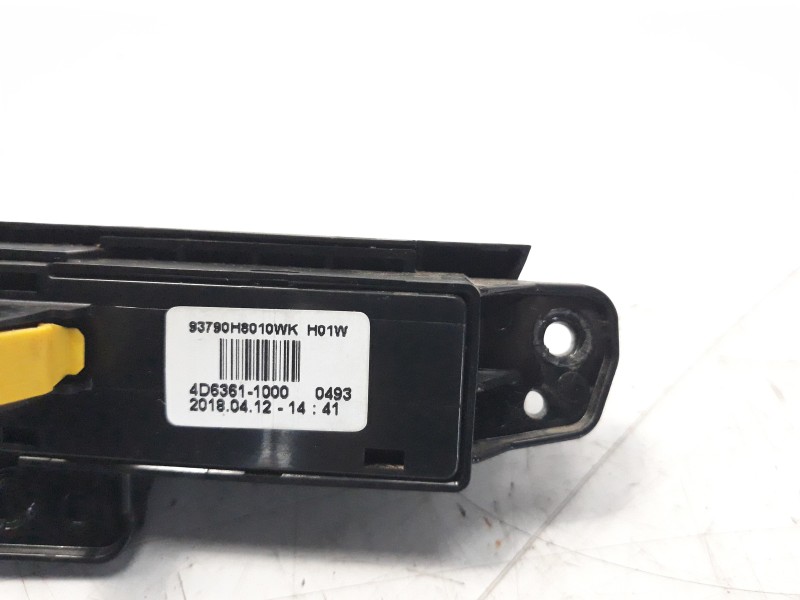 Recambio de warning para kia stonic (ybcuv) 1.0 tgdi cat referencia OEM IAM 4D63611000 93790H8010WK 