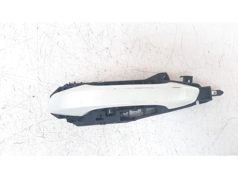 Recambio de maneta exterior trasera izquierda para peugeot 308 1.2 12v e-thp referencia OEM IAM 9834951980  