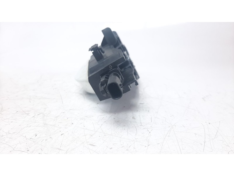 Recambio de maneta exterior trasera izquierda para peugeot 308 1.2 12v e-thp referencia OEM IAM 9834951980  