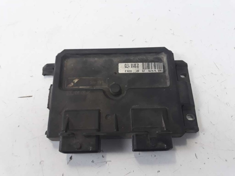 Recambio de centralita motor uce para citroen xsara berlina 1.9 diesel referencia OEM IAM 9641390180 9646677980 R04080031D