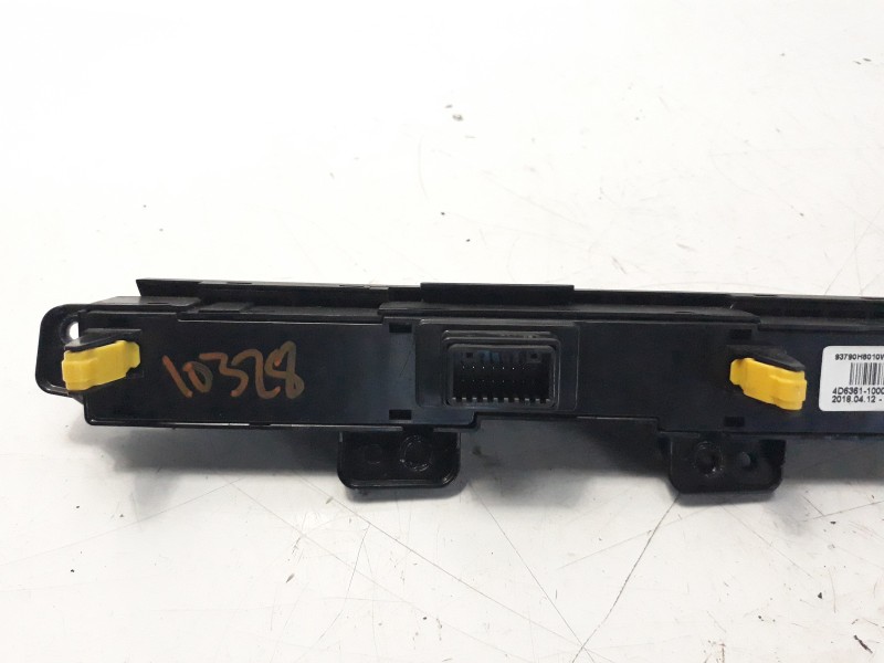 Recambio de warning para kia stonic (ybcuv) 1.0 tgdi cat referencia OEM IAM 4D63611000 93790H8010WK 