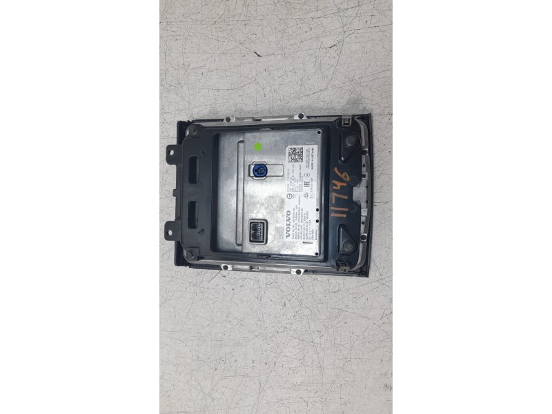 Recambio de sistema navegacion gps para volvo xc60 business plus awd referencia OEM IAM 32316244AA  