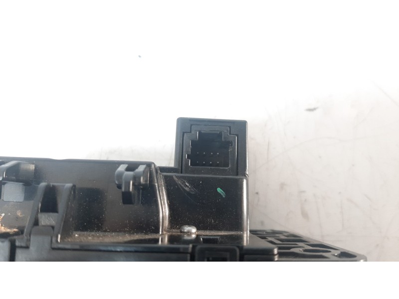 Recambio de palanca cambio para peugeot 308 1.2 12v e-thp referencia OEM IAM 98440959ZD  