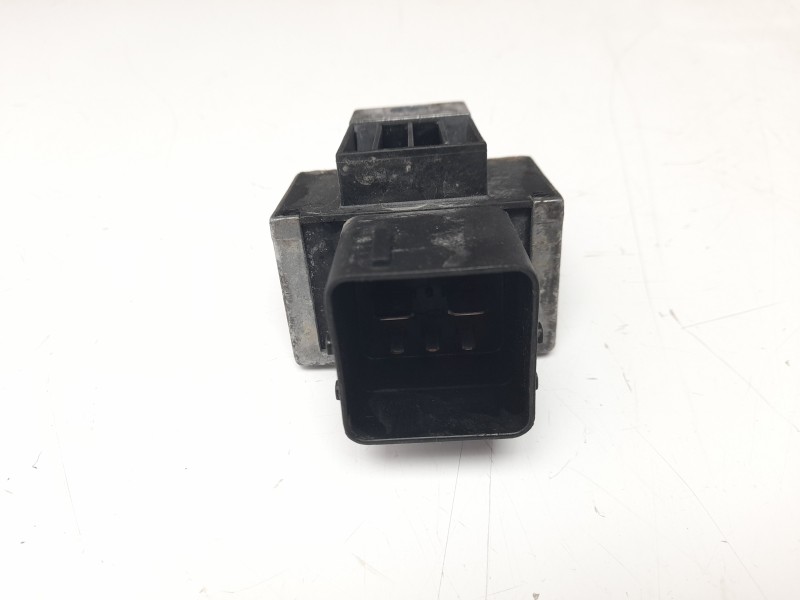 Recambio de caja precalentamiento para dacia sandero stepway referencia OEM IAM 110678071R  