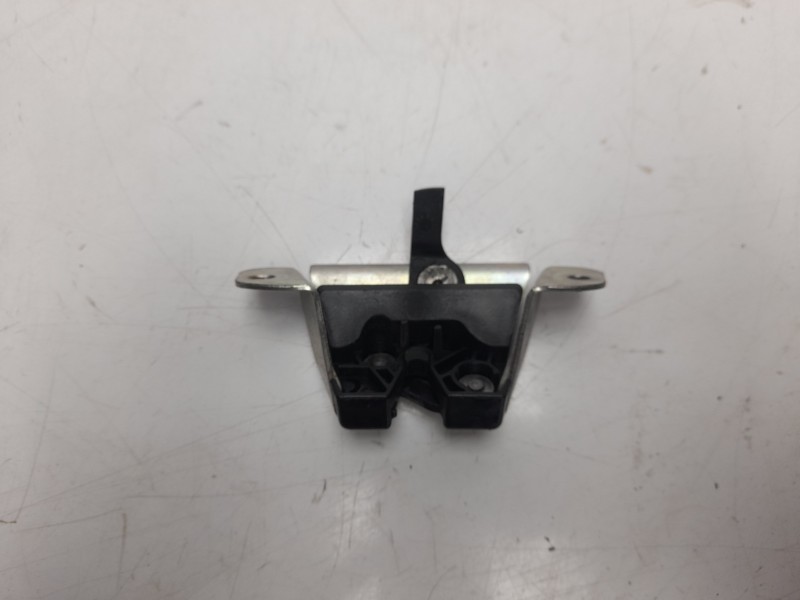 Recambio de cerradura maletero / porton para toyota aygo (kgb/wnb) 1.0 cat referencia OEM IAM 693500H010  